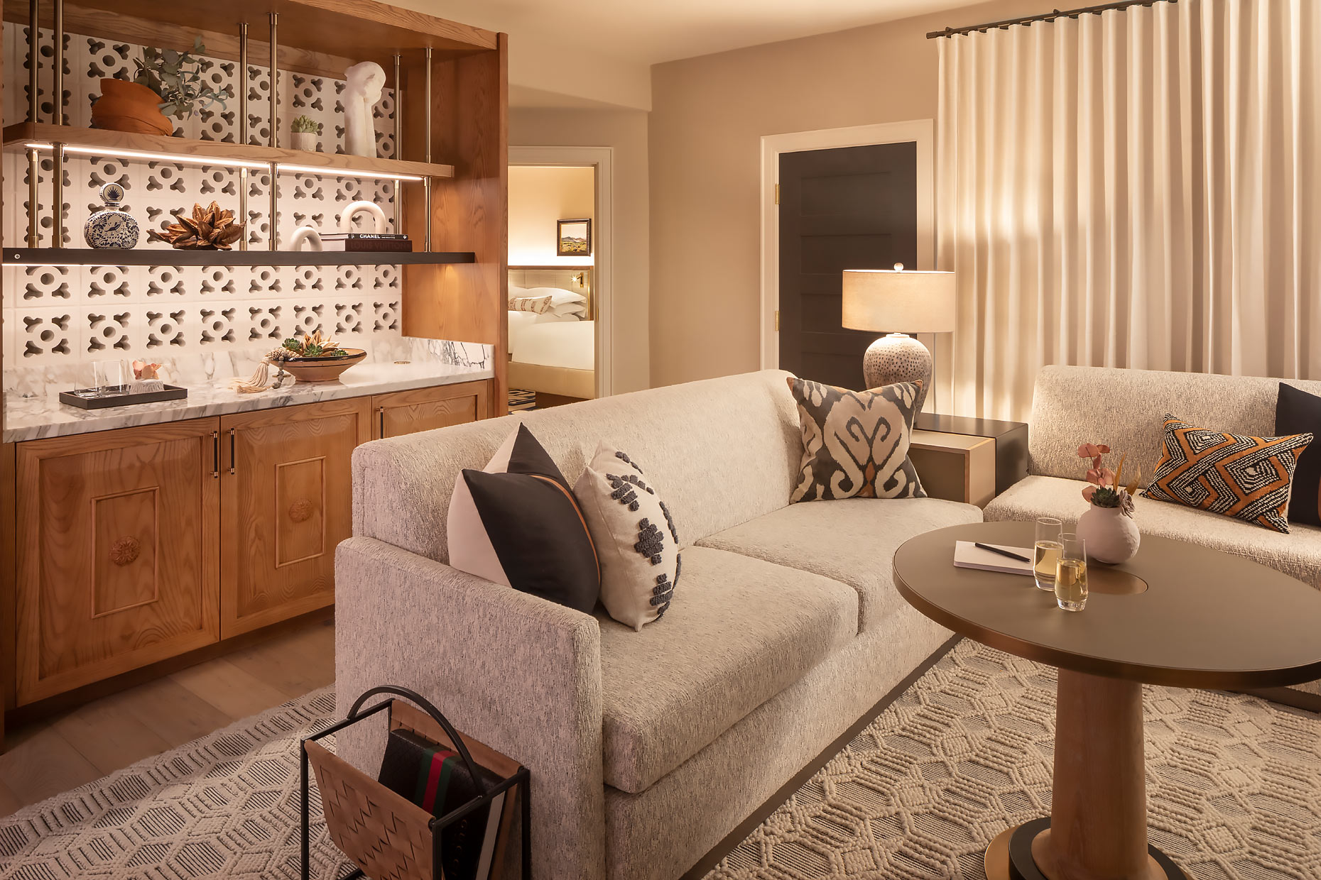 APF-Fairmont-Scottsdale-5128-Liv-to-Bed