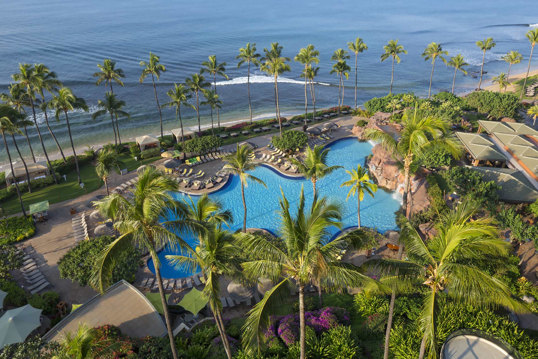 APF_Maui-Hyatt-Regency-pool-from-pres-suite-daylight-24442