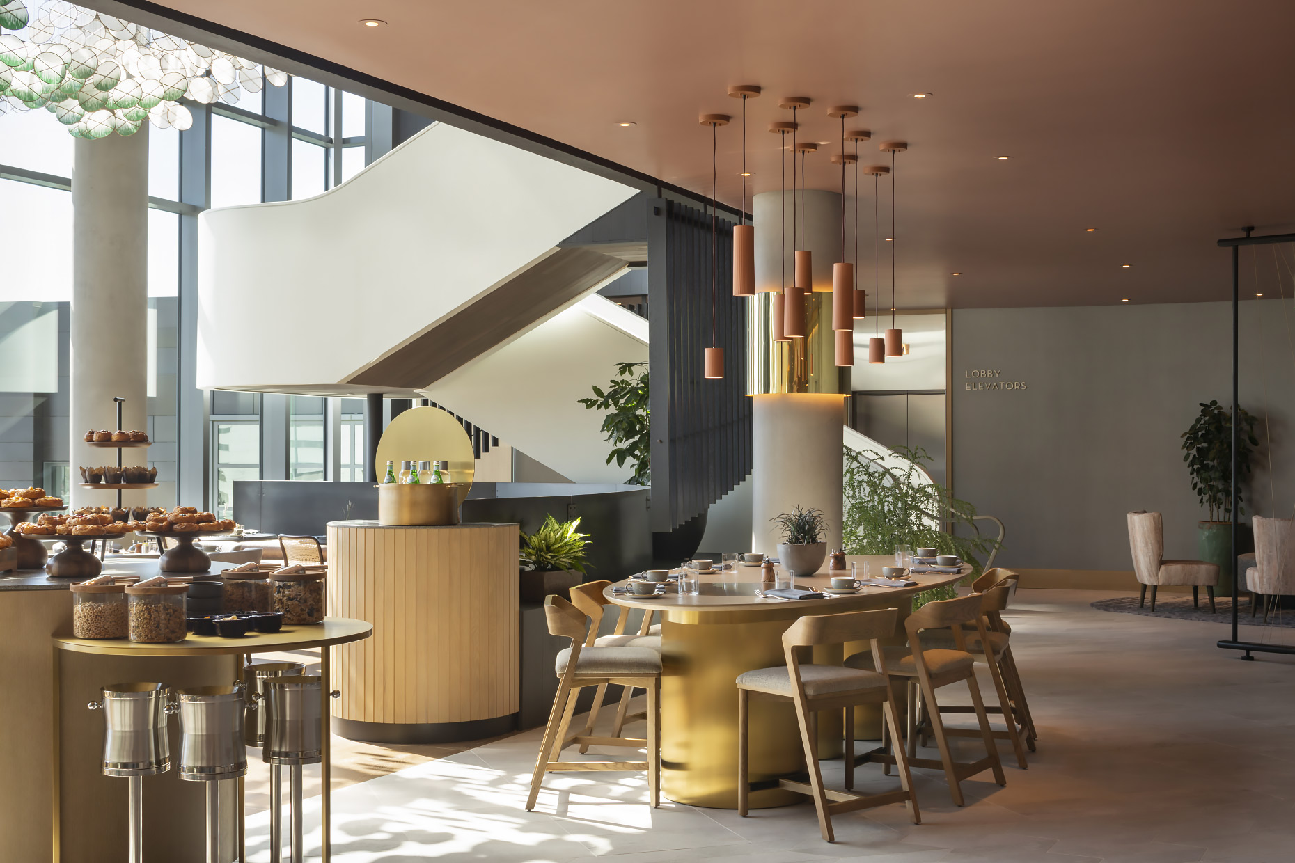 APF_Restaurant-Large-Table